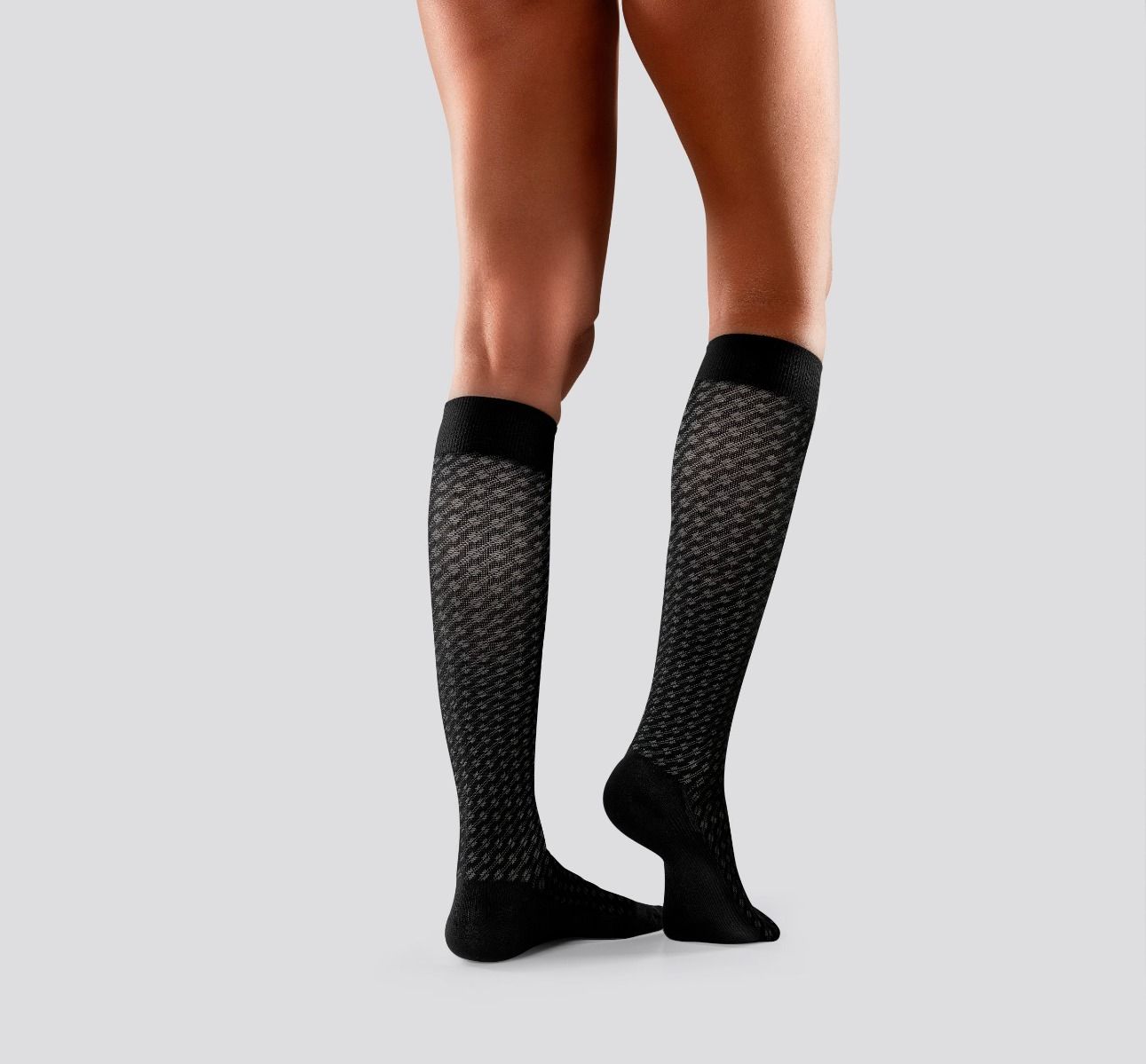 Karo Healthcare AB Mabs nylon knee black dotted  xl 1 par