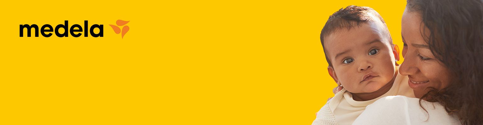 Mamma med bebis i famnen